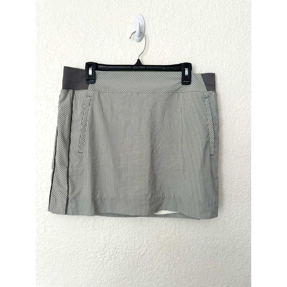 Athleta Brooklyn Gray White Stripe Skort Comfort Waist 4 Pockets Size 16